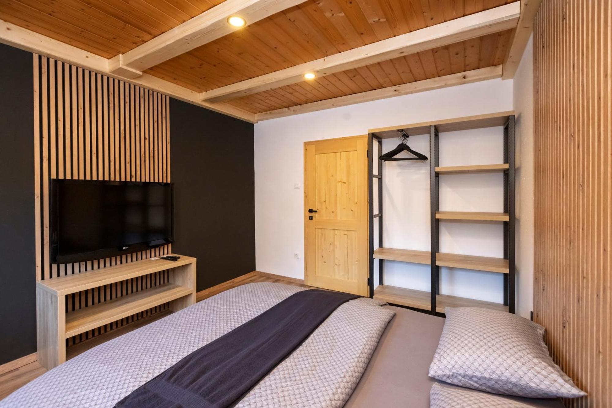 Apartments Alp Bohinji-tó Szoba fotó